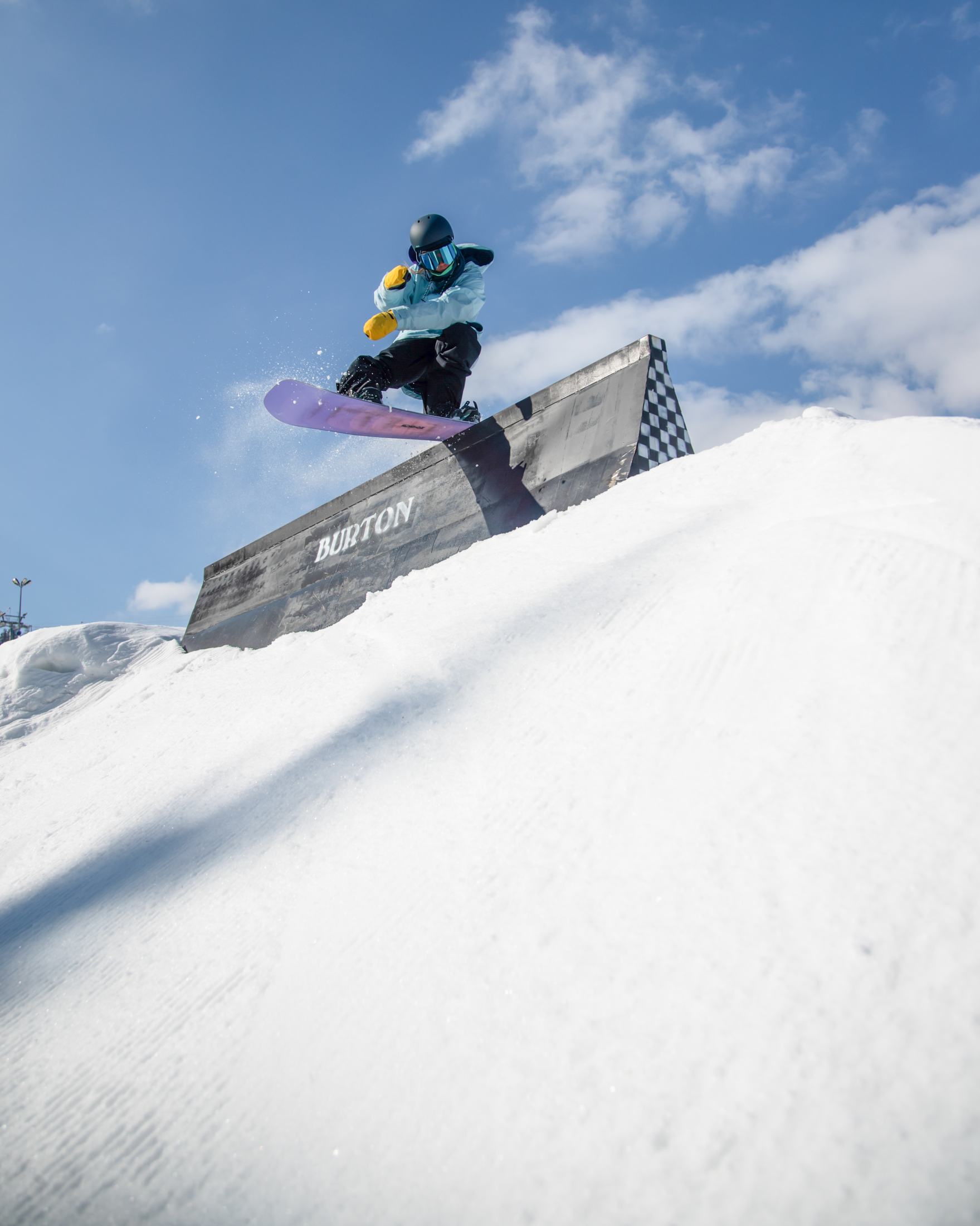 Freestyle snowboard trick