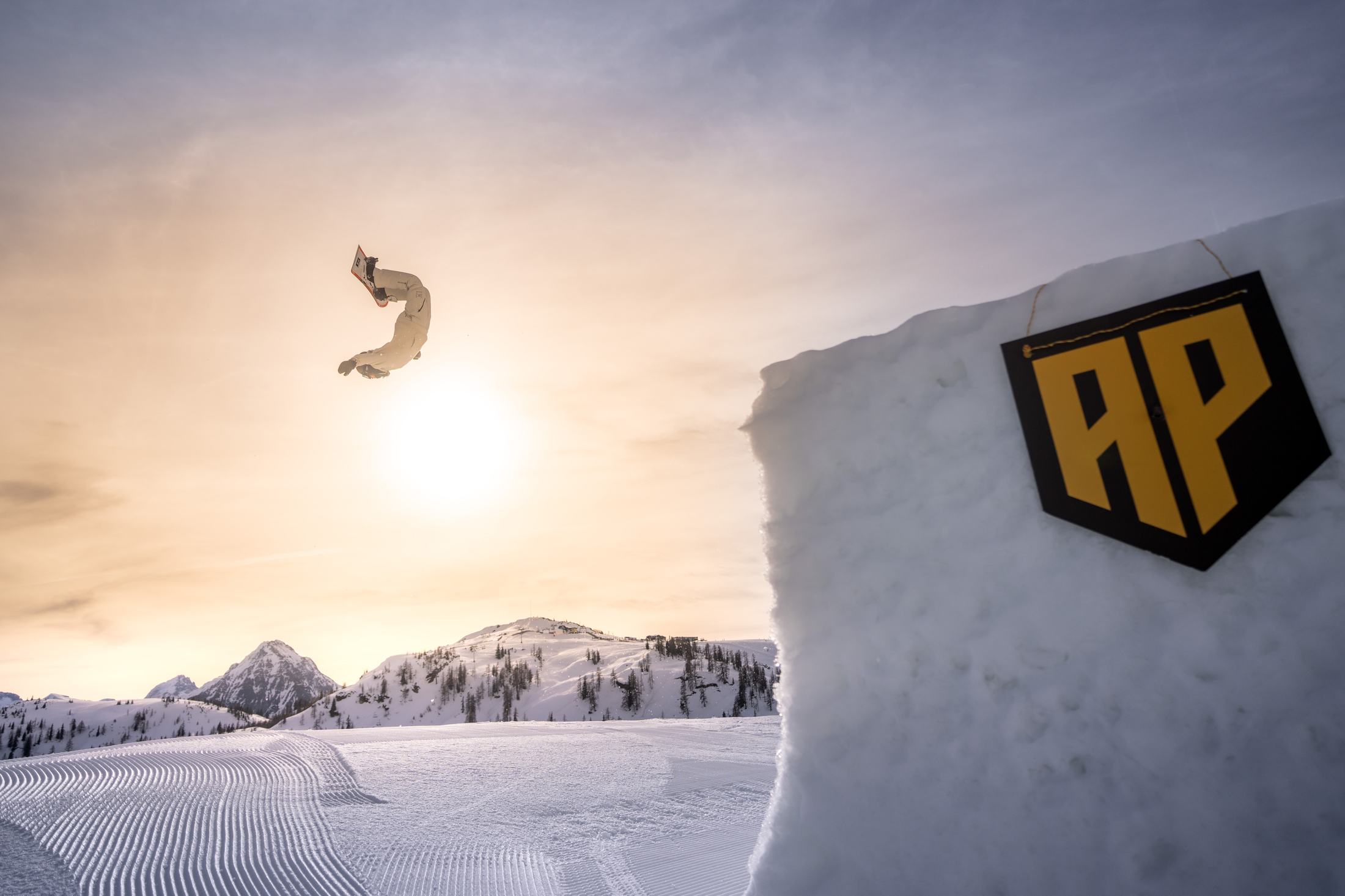 Snowboard portrait detail